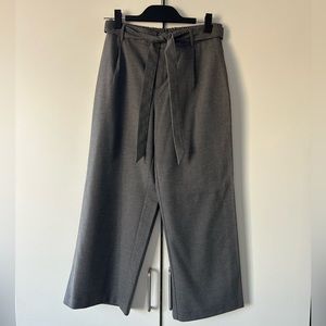 ZARA Gray Cropped Wide-Leg Trousers w/ Tie Waist – Size M